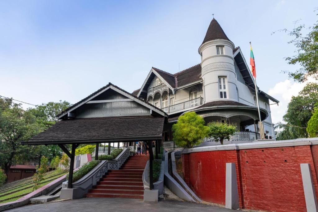 Hotel Kan Yeik Thar Yangon Exterior foto