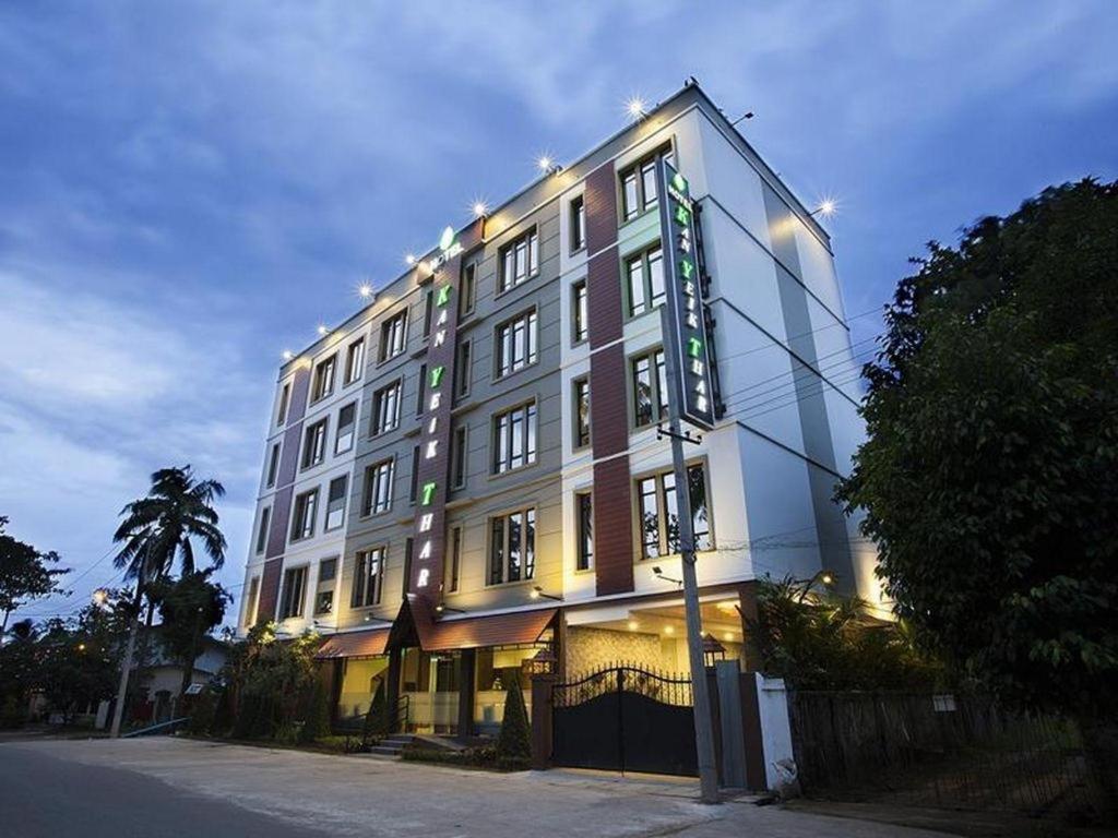 Hotel Kan Yeik Thar Yangon Exterior foto