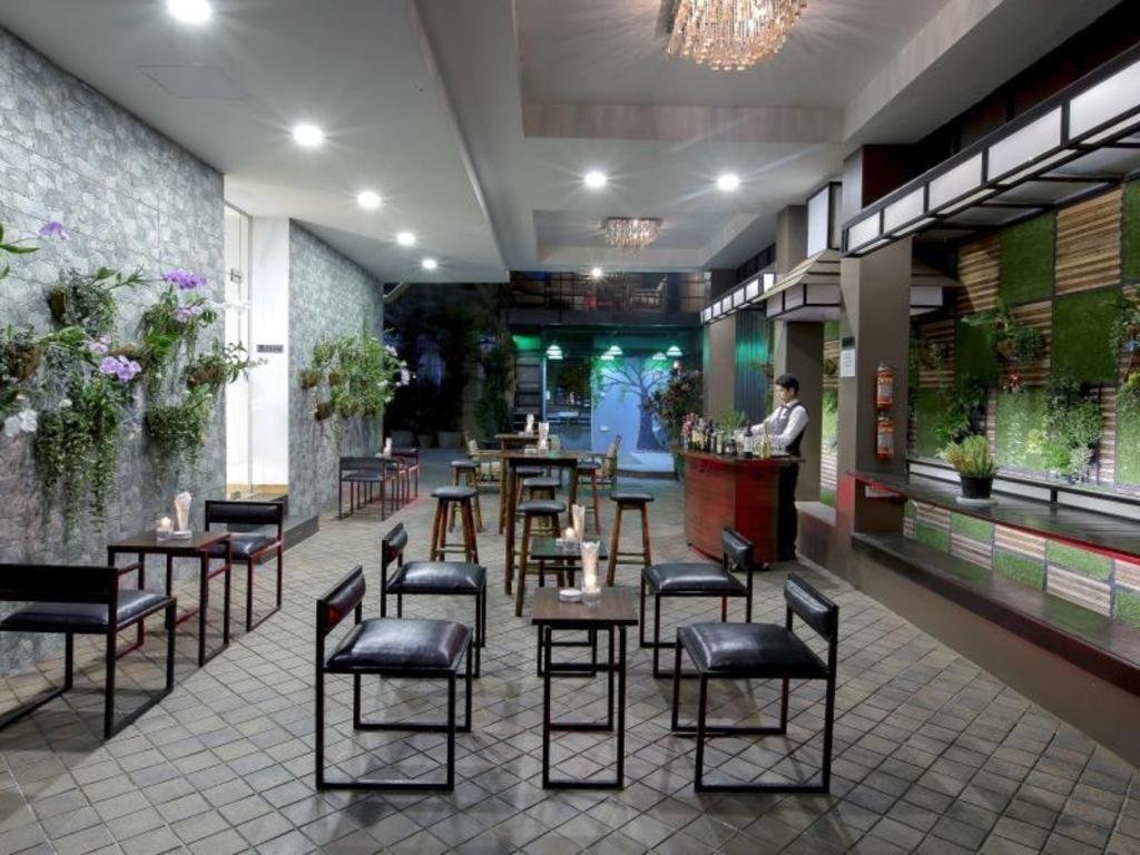 Hotel Kan Yeik Thar Yangon Exterior foto